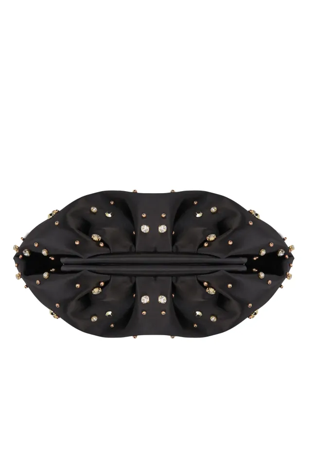 VEGA BLACK