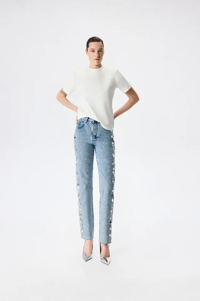 STELLA El Dikişli Yıldız Aksesuarlı Kot Pantolon