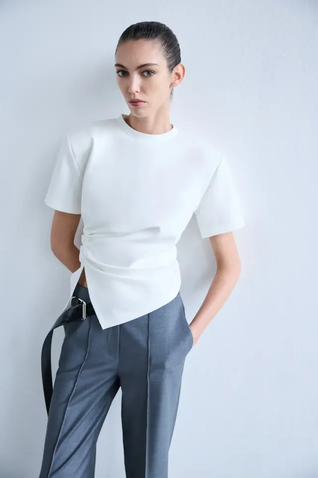 İLA LİLİA T-SHIRT