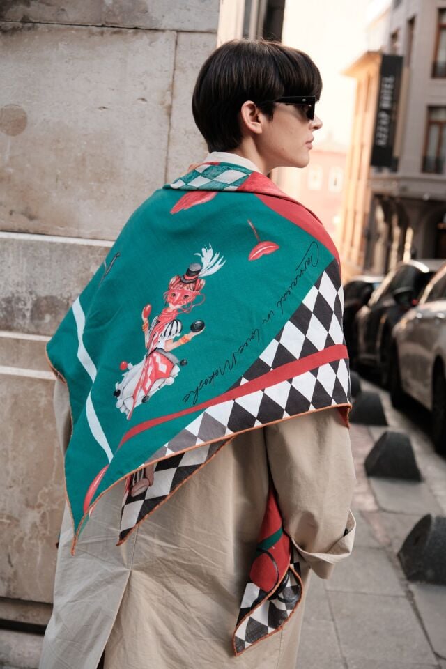 Aşk Karnavalı – Yeşil ve Kırmızı