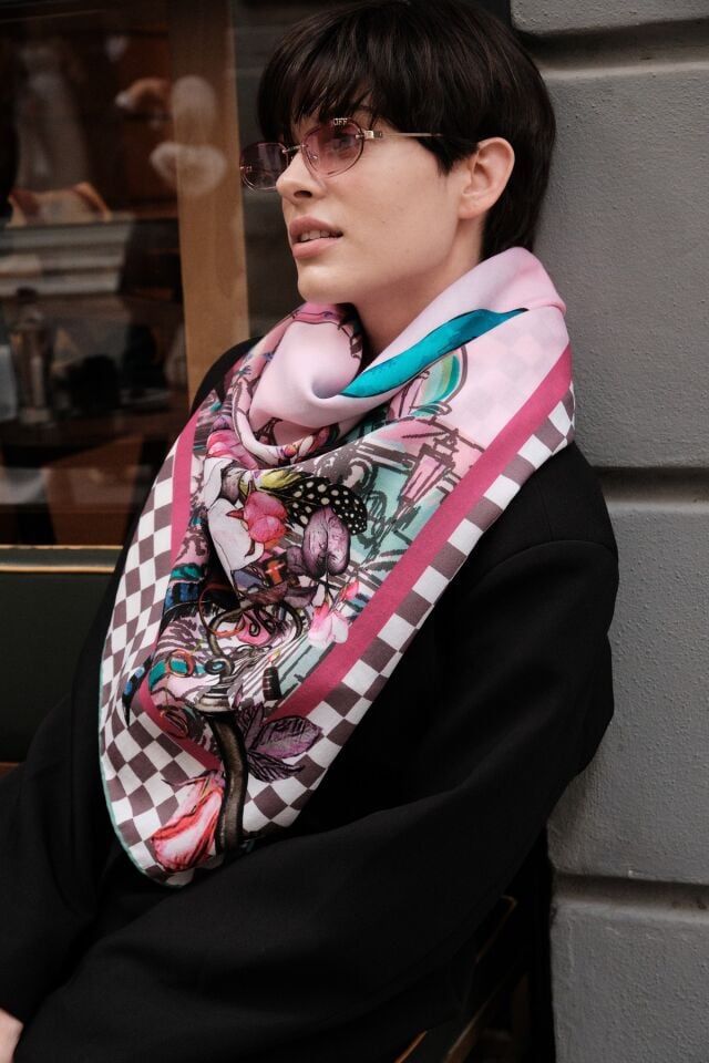 Venedik'te Gondol – Pembe